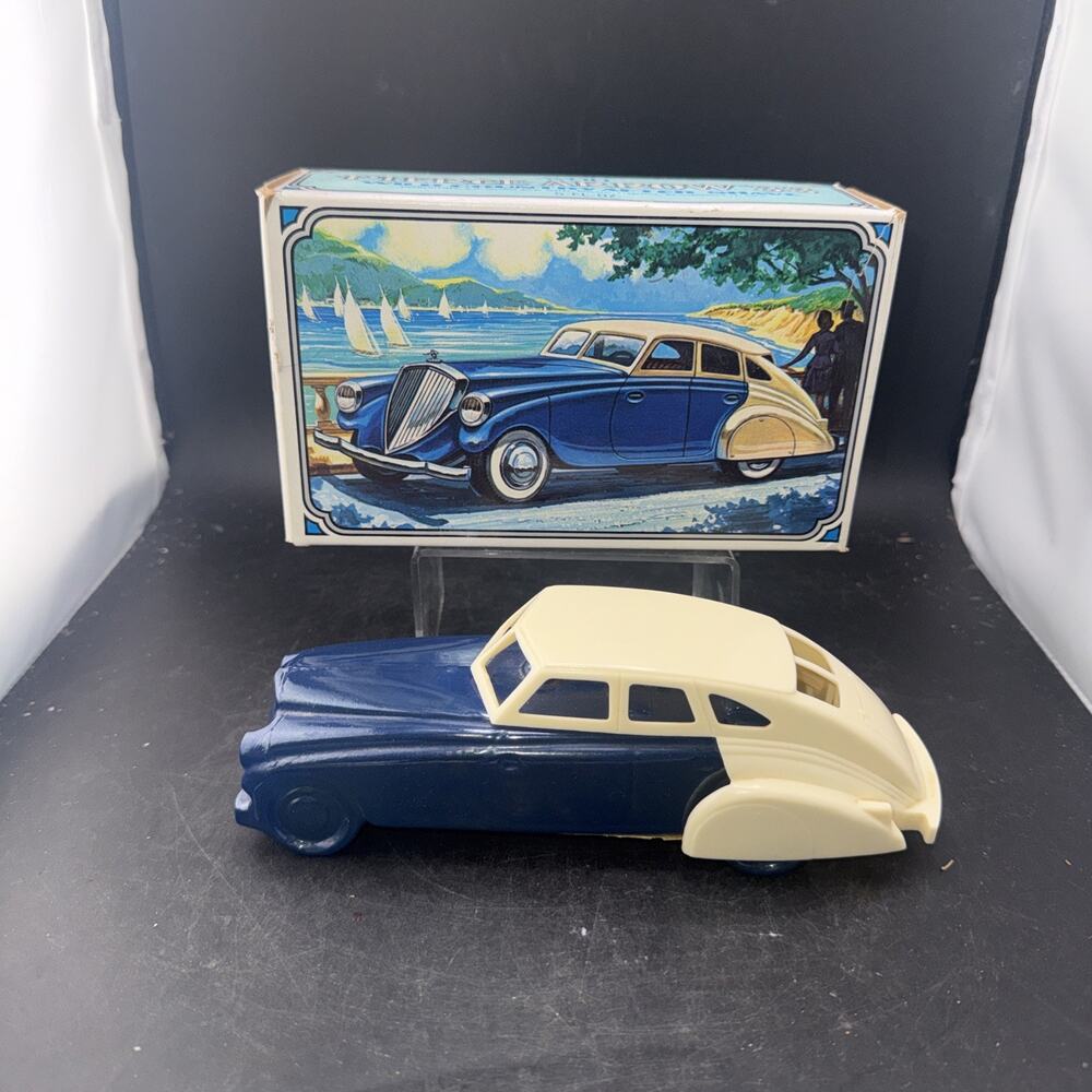 Vintage Avon 1938 Lancia Astura Pinin Farina Car Decanter w/ Original Box